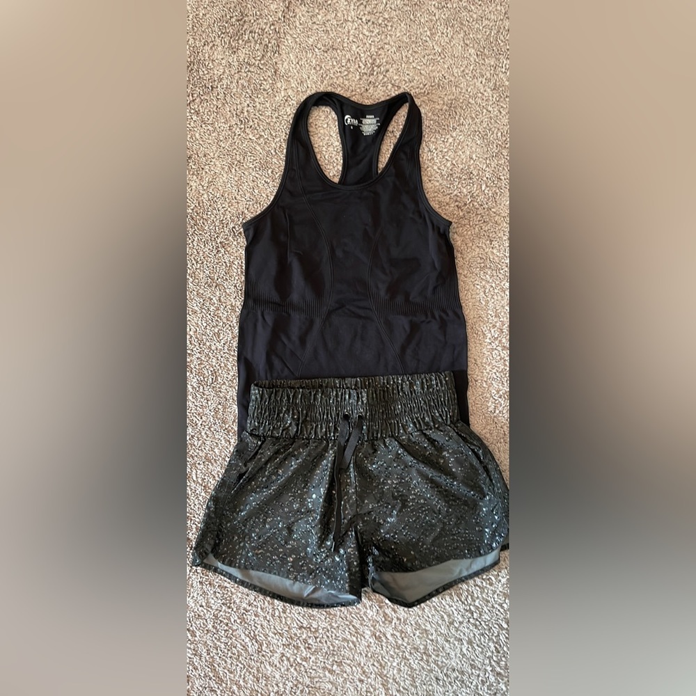 ZIYA active brand shorts and shirt bundle size small